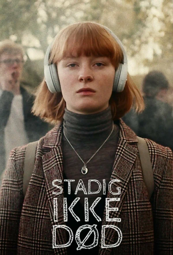Постер: Stadig ikke død