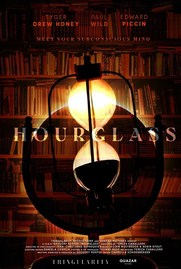Постер: Hourglass