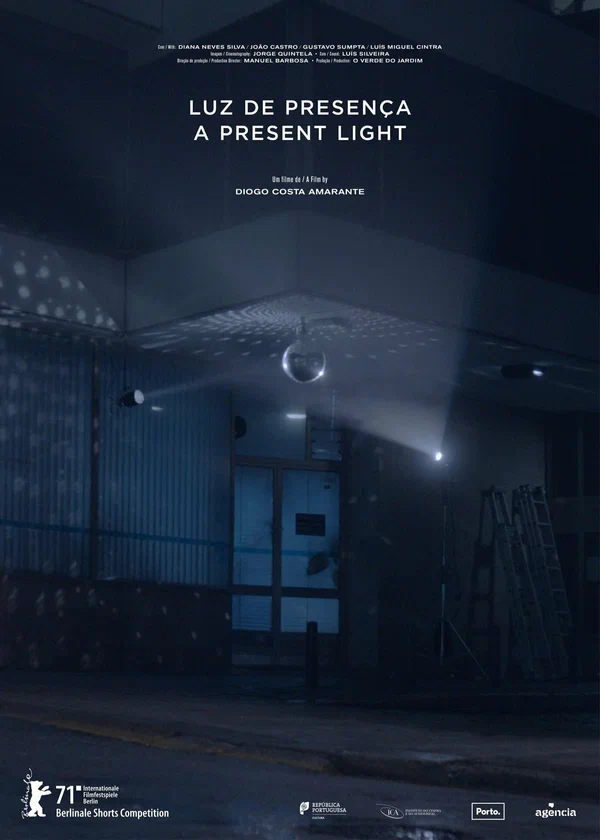 Постер: Luz de Presença