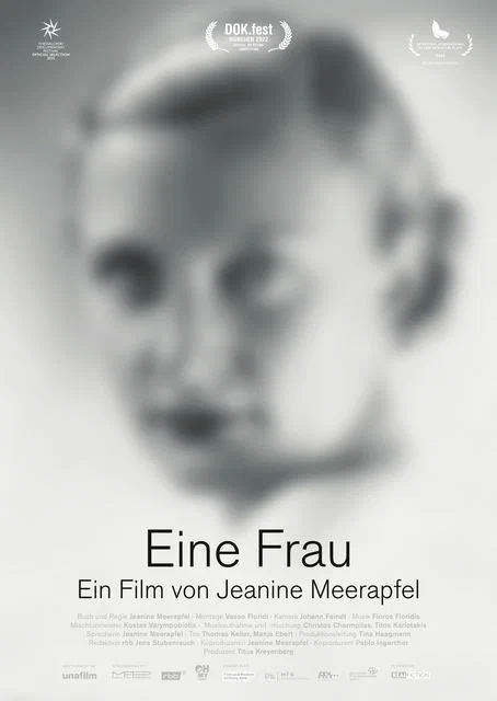 Постер: Eine Frau