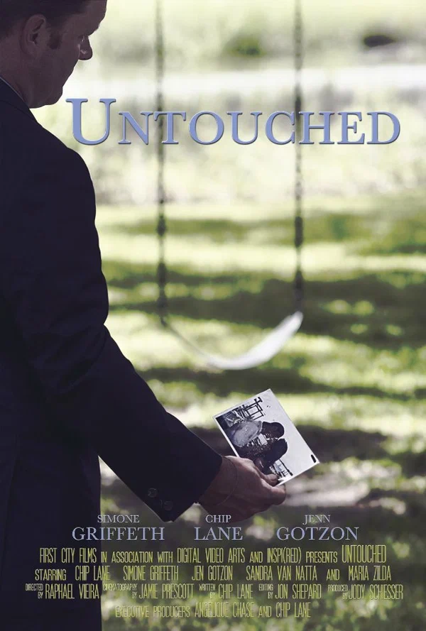 Постер: Untouched