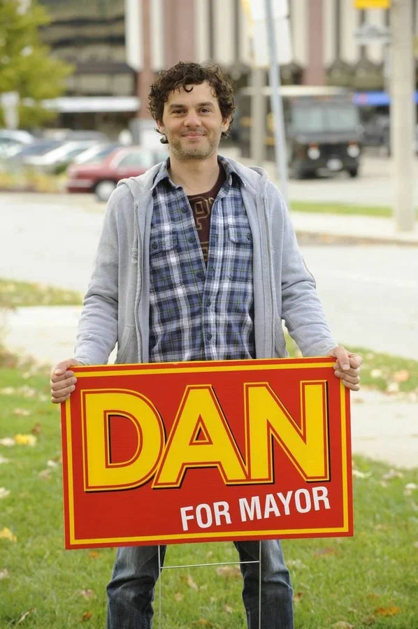 Постер: Dan for Mayor