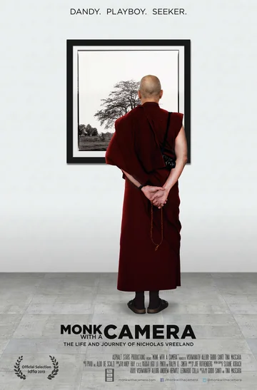 Постер: Monk with a Camera