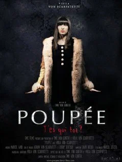 Постер: Poupée