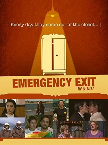Постер: Emergency Exit: Young Italians Abroad