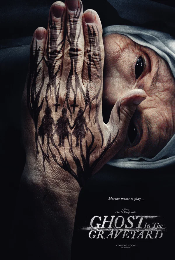 Постер: Призрак на кладбище