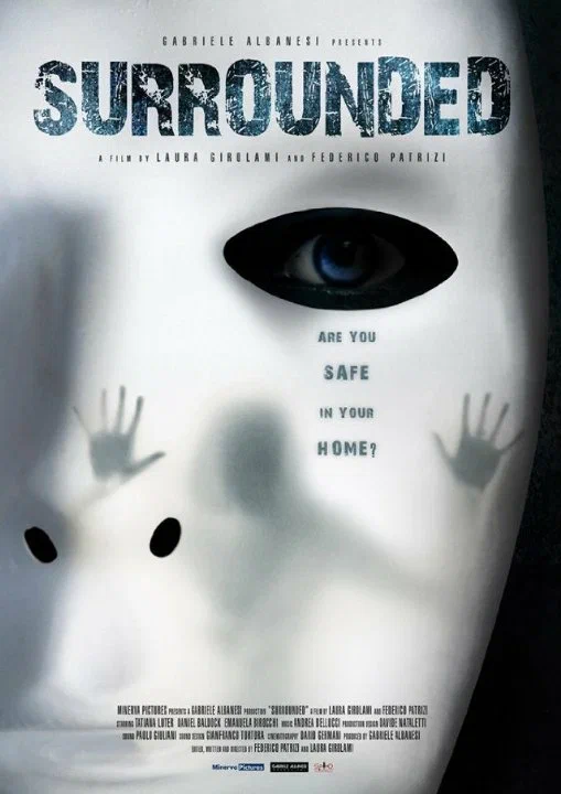 Постер: Surrounded