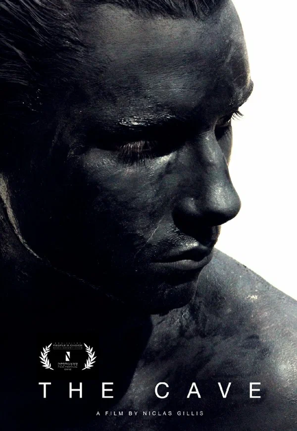 Постер: The Cave