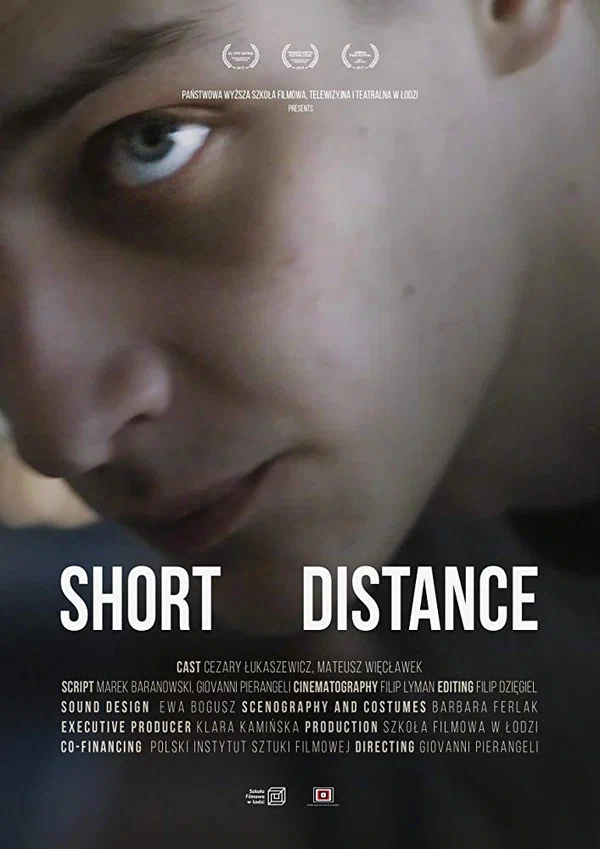 Постер: Short Distance