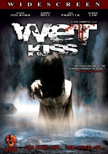 Постер: Wet Kiss