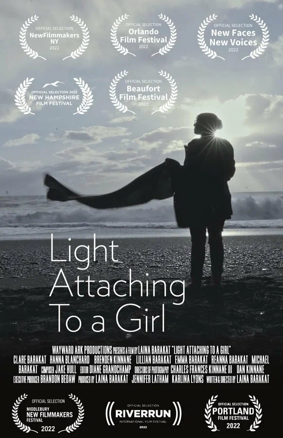 Постер: Light Attaching to a Girl