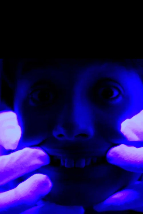 Постер: Glow