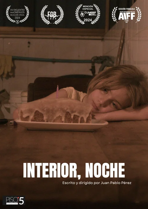 Постер: Interior (noche)