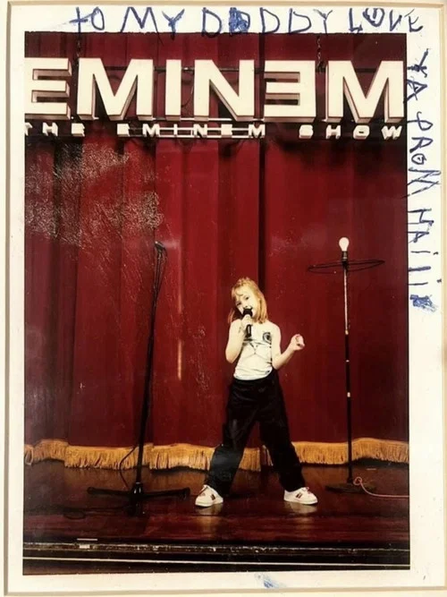 Постер: Eminem Feat. Skylar Grey: Temporary