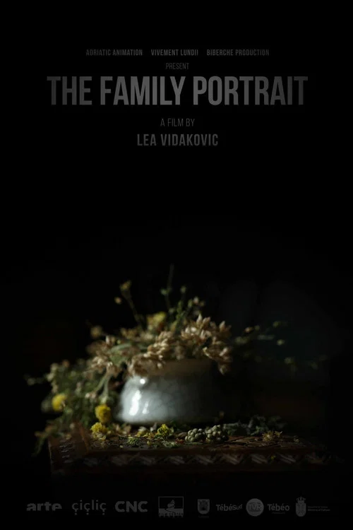Постер: The Family Portrait