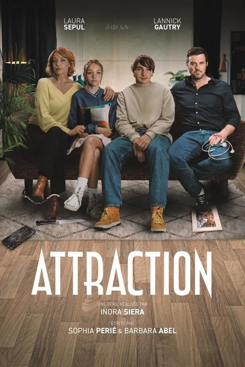 Постер: Attraction