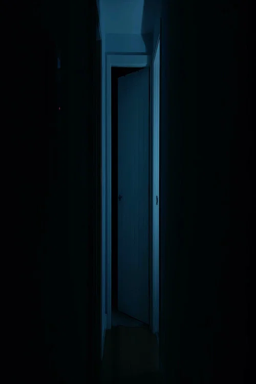 Постер: The Couple Upstairs